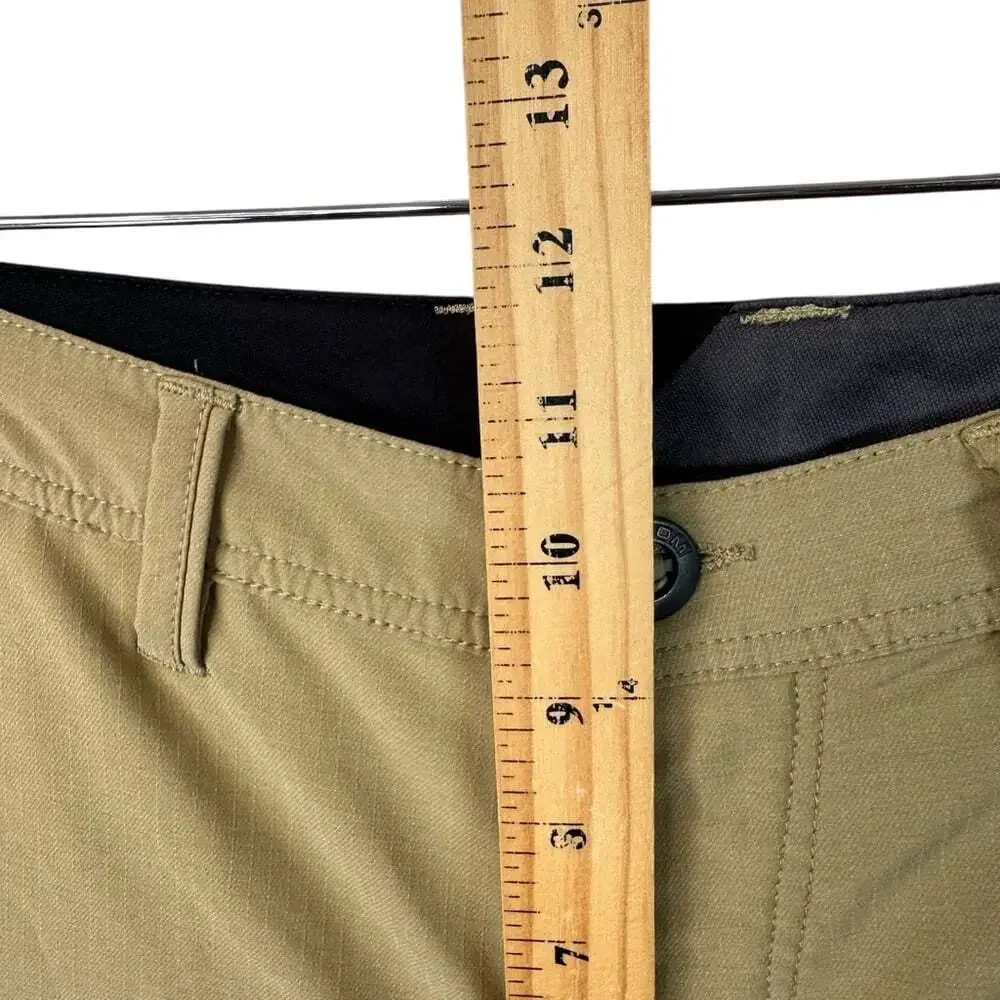 Volcom Surf Turf Tan Shorts 2 Way Stretch Flat Front Hybrid Casual 28